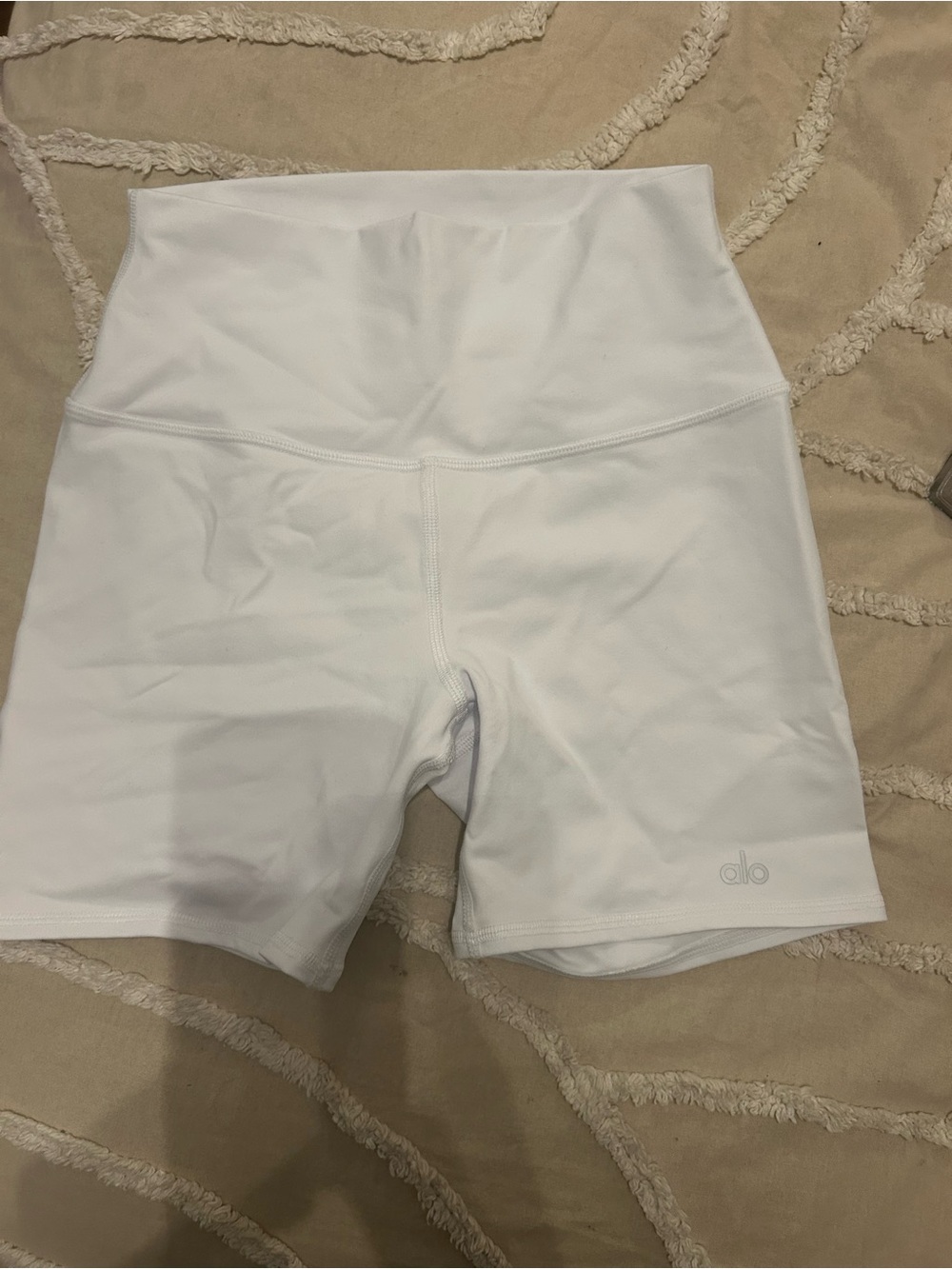 ALO Yoga White High-Rise Bike Shorts - Picture 4 of 6